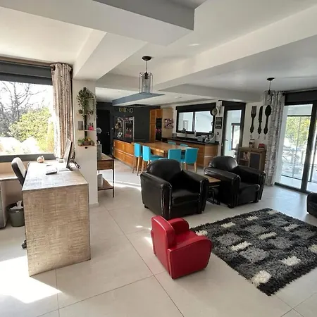 Tatil Evi Charming With Private Pool