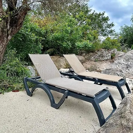 Charming With Private Pool